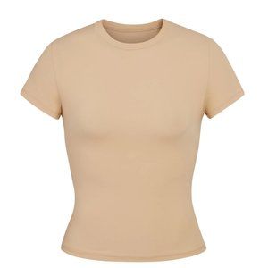 Skims Fits Everybody T-Shirt Clay XS